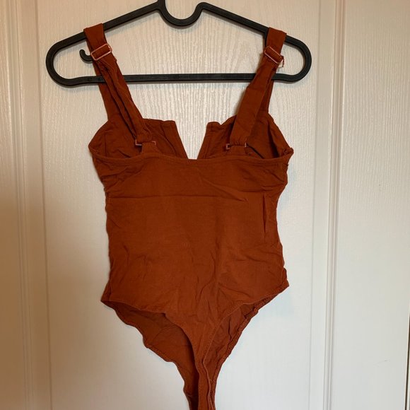 Rust Body Suit - Picture 2 of 3